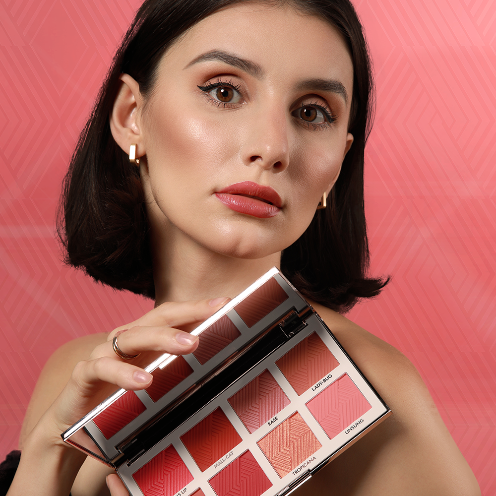 Essential 8 Color Blush Palette - BKS001